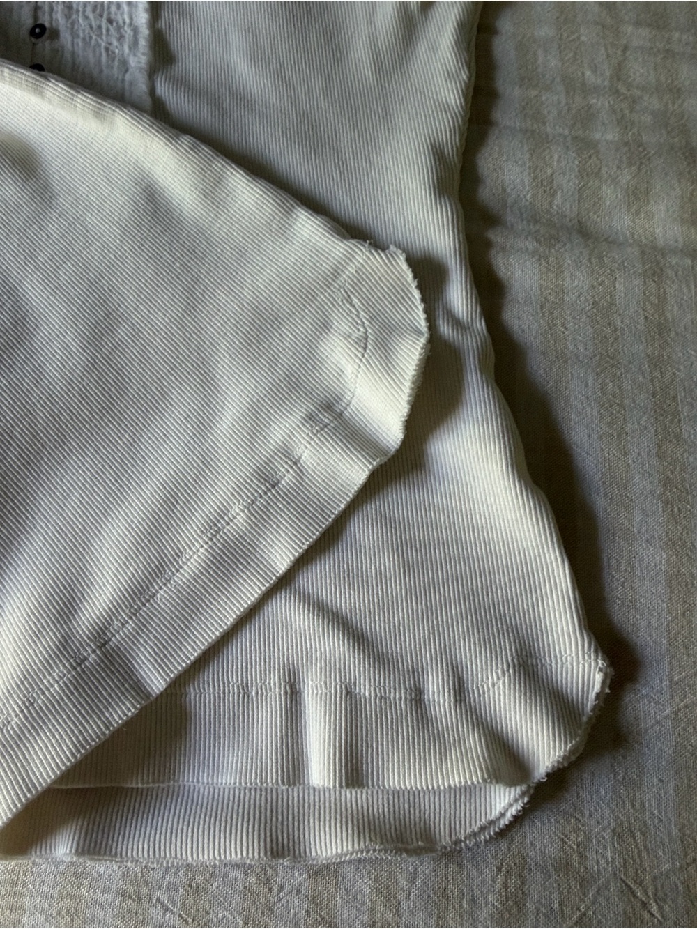 Pilcro Women's White Puff-Sleeve Bella Henley Top - Picture 6 of 8
